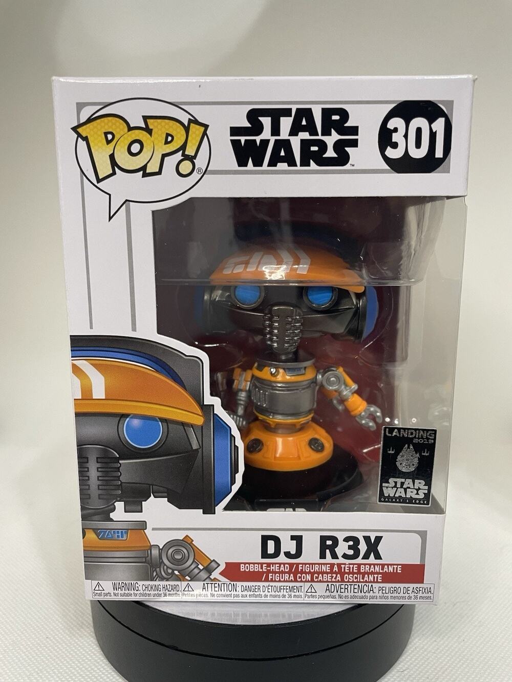 Funko Pop! DJ R3X #301 Disney Star Wars Galaxy's Edge W Pop Protector Near Mint